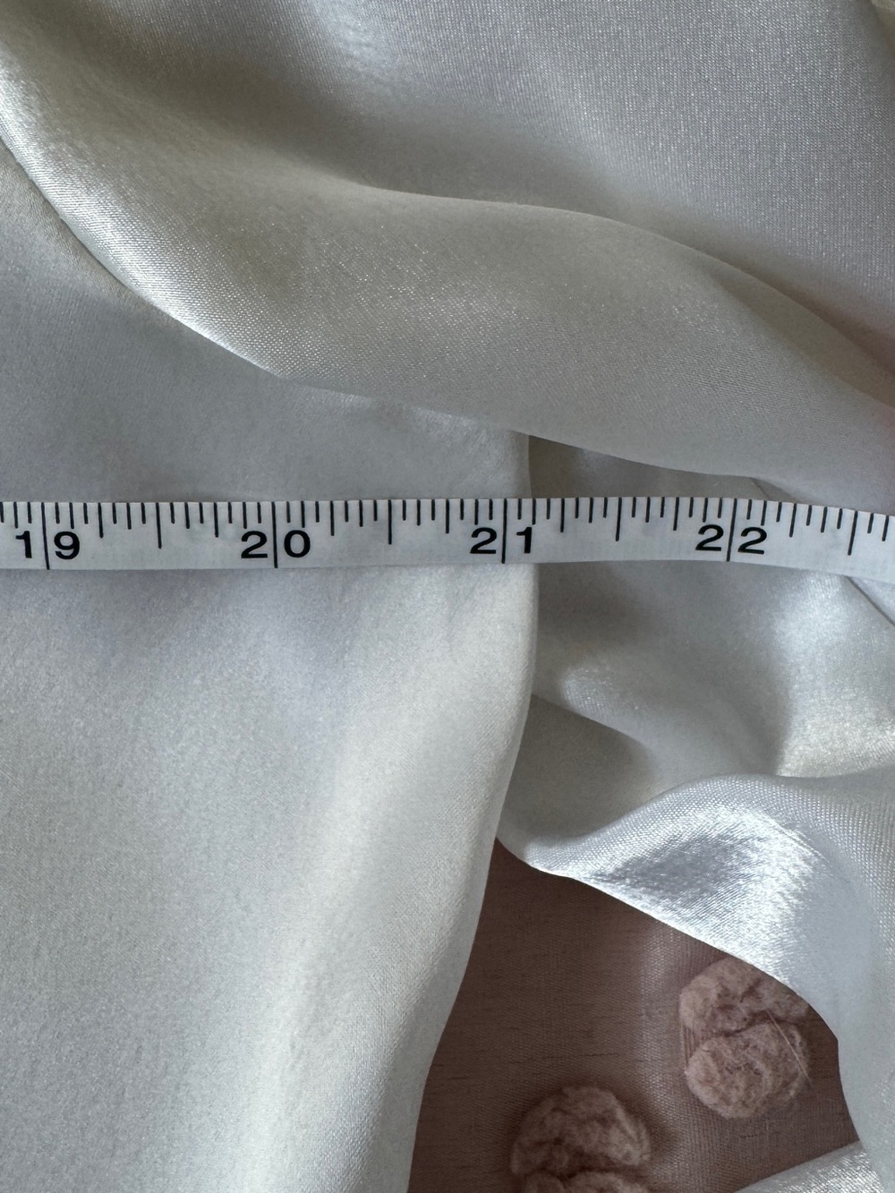 Vintage Elegant American White Long-Sleeve Blouse with Peter Pan Collar - Picture 6 of 7